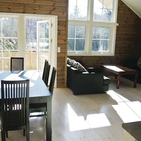 Three-bedroom Holiday Farsund With Lake View 06