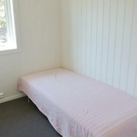Three-bedroom Holiday Farsund With Lake View 06 Feda